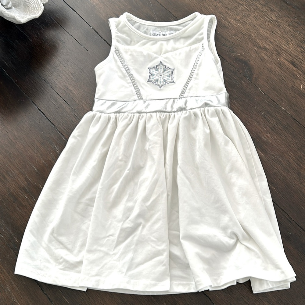 Only Little Once Size 5 Ice Princess dress